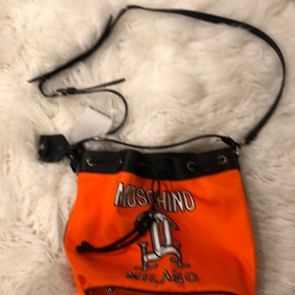 NWT 100 percent authentic MOSCHINO NEON BUCKET BAG - Picture 8 of 8
